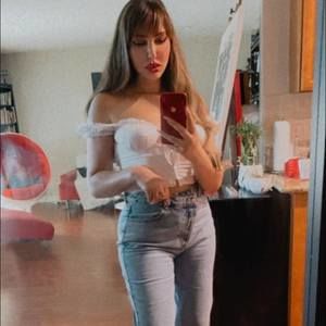 Meet your Posher, Iman